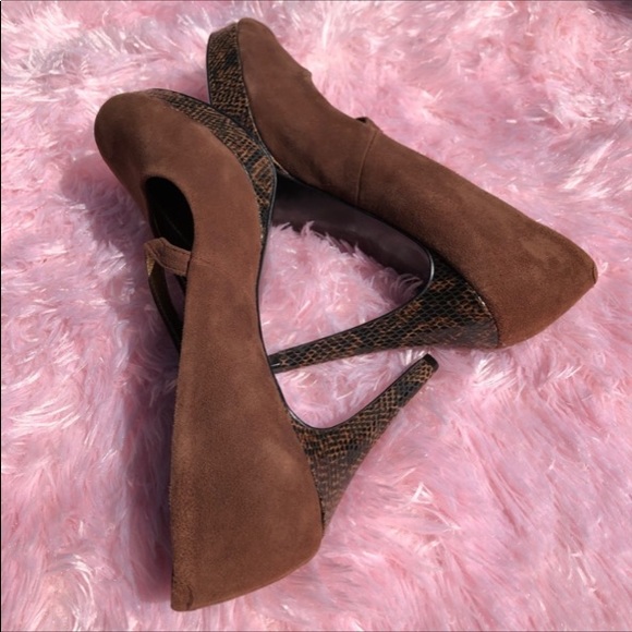 Microsuede/snakeskin print platform stilettos 11 - Picture 5 of 9